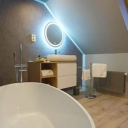 Bed and breakfast Les M Wanze