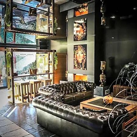 Bed and breakfast Les M 5*