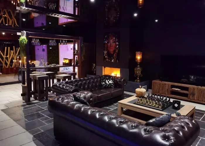 Couette-café Les M Wanze