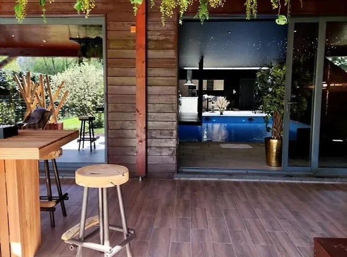 Couette-café Les M 5*